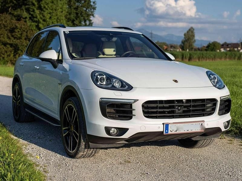 Gebraucht Porsche Cayenne 333 PS (244 kW) 2015 Weiß SUV