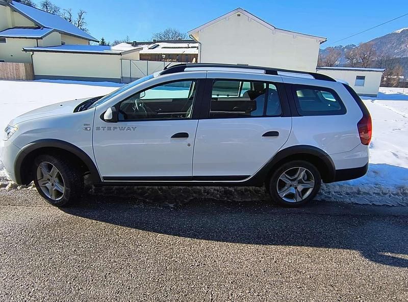 Gebraucht Dacia Logan MCV Stepway 90 PS (66 kW) 2018 Weiß Kombi