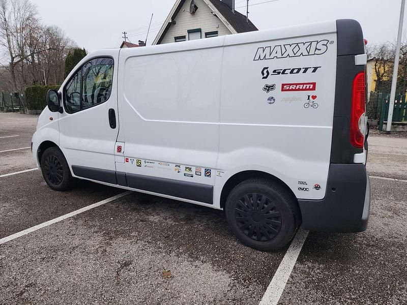 Gebraucht Opel Vivaro 114 PS (83 kW) 2014 Van / Kleinbus