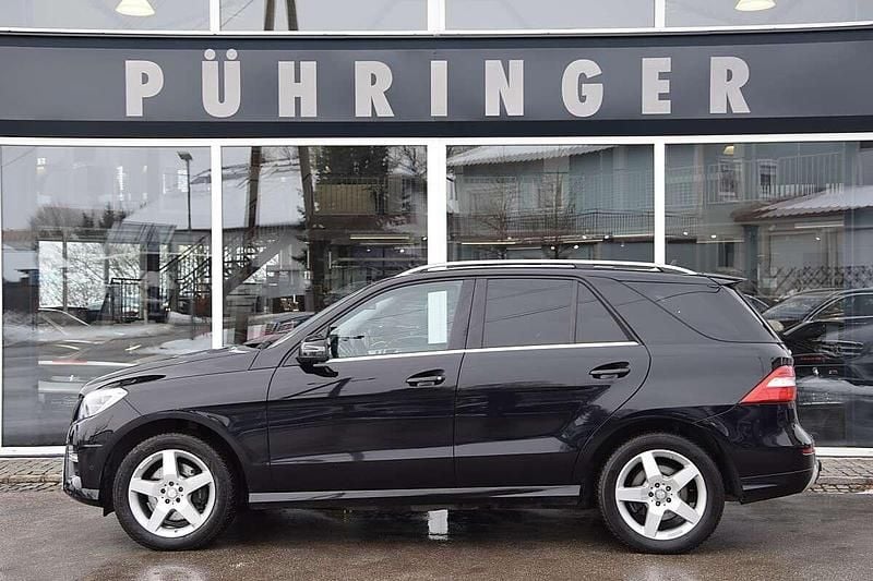 Gebraucht Mercedes ML350 258 PS (189 kW) 2014 Schwarz SUV
