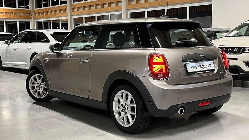 Gebraucht Mini ONE 102 PS (75 kW) 2020 Grau Kleinwagen