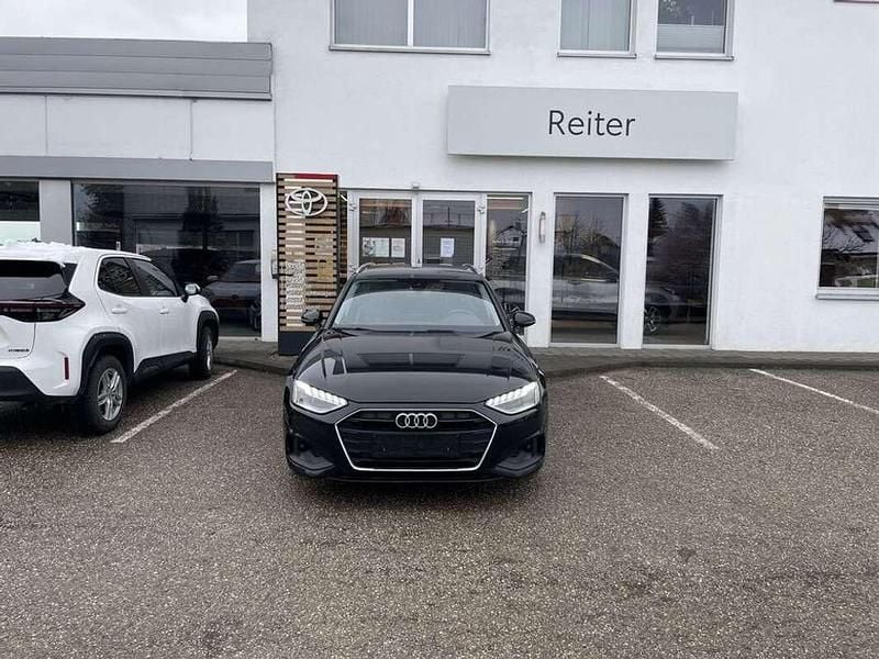 Gebraucht Audi A4 136 PS (100 kW) 2021 Schwarz Kombi