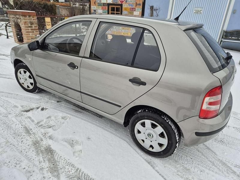 Gebraucht Skoda Fabia Classic 54 PS (39 kW) 2006 Grau Limousine