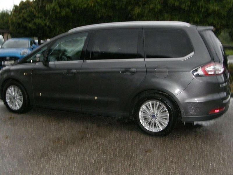 Gebraucht Ford Galaxy Titanium 150 PS (110 kW) 2017 Grau Van / Kleinbus