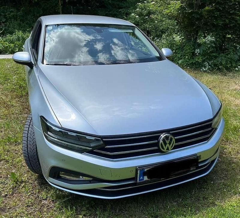 Gebraucht VW Passat Comfortline 150 PS (110 kW) 2020 Limousine