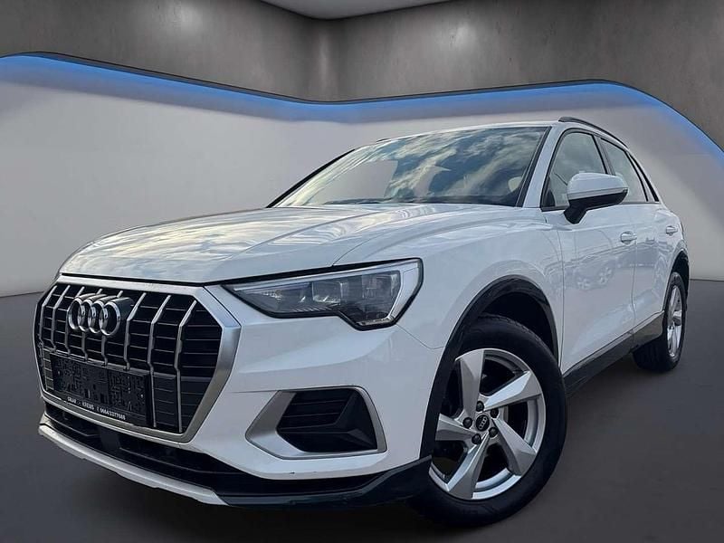 Weiß Gebraucht 2021 Audi Q3 Advanced SUV | € 24.990 (Superpreis) - Bild 1/4