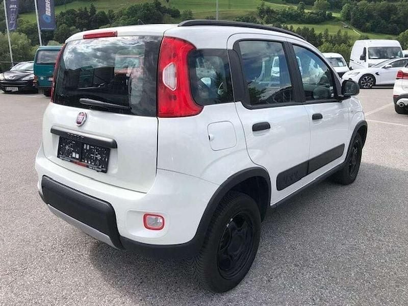 Gebraucht Fiat Panda 4x4 Wild 86 PS (63 kW) 2018 Weiß Kleinwagen