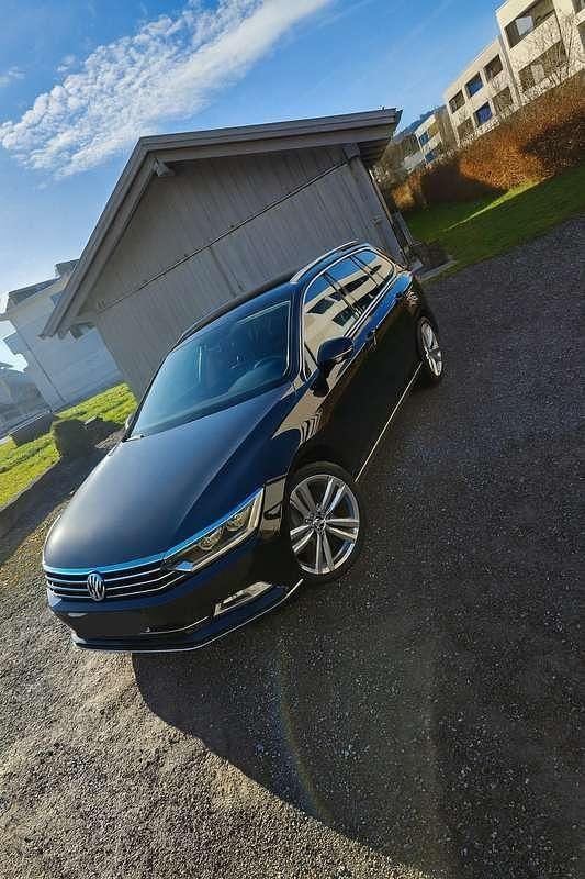 Gebraucht VW Passat Highline 150 PS (110 kW) 2015 Schwarz Limousine