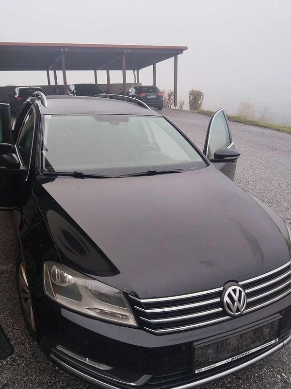 Schwarz Gebraucht 2013 VW Passat Limousine | € 6.500 (Guter Preis) - Bild 1/4