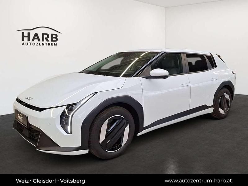 Neu Kia EV4 Plus 150 kW (204 PS) 2025 Weiß Kleinwagen