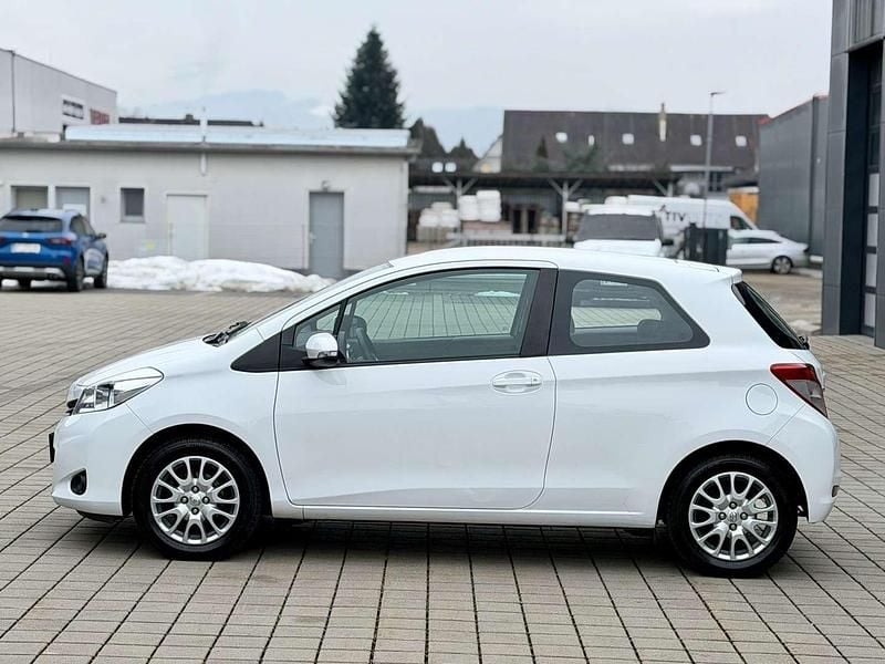 Gebraucht Toyota Yaris Life 69 PS (50 kW) 2014 Kleinwagen
