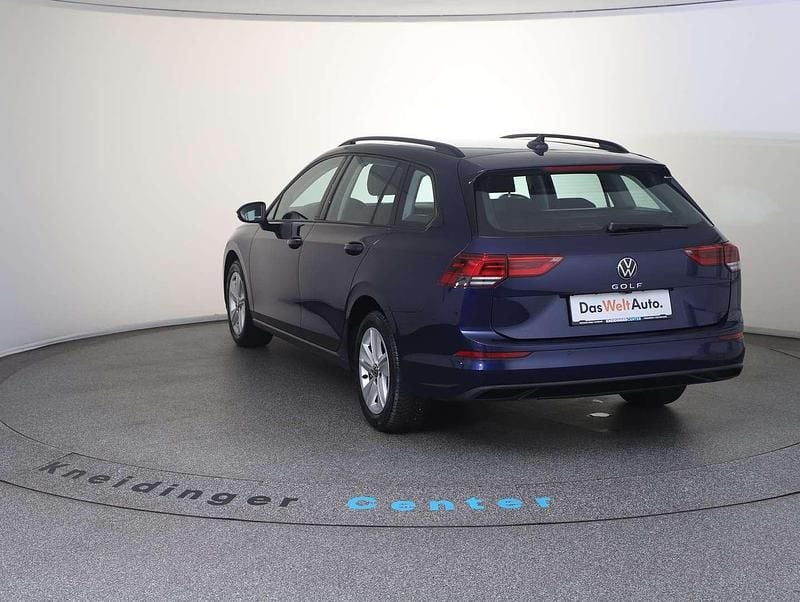 Gebraucht VW Golf VIII Life 110 PS (80 kW) 2023 Blau Kombi