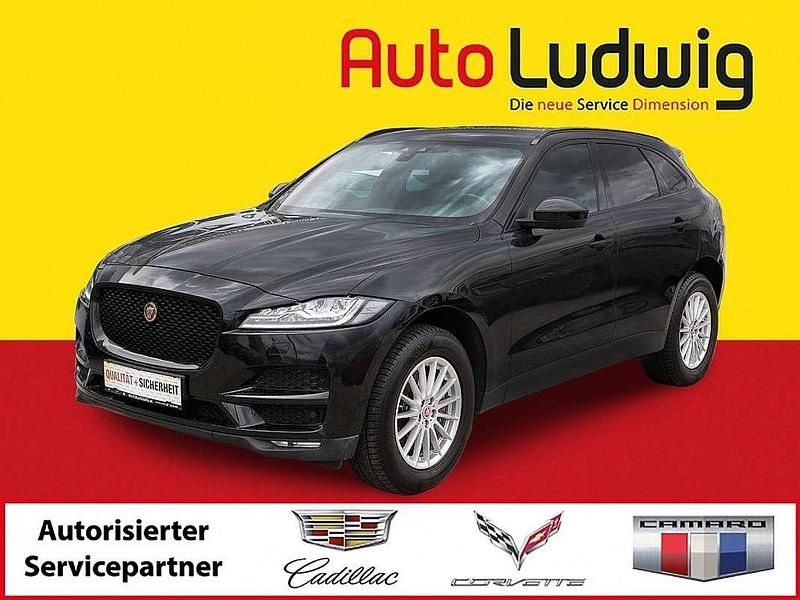 Schwarz Gebraucht 2016 Jaguar F-Pace Pure SUV | € 19.880 (Fairer Preis) - Bild 1/4