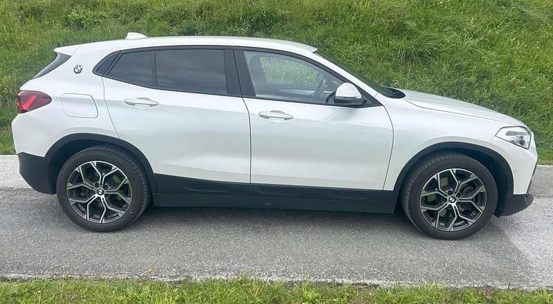 Gebraucht BMW X2 125 PS (91 kW) 2021 Weiß SUV