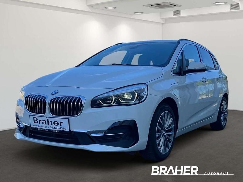 Weiß Gebraucht 2019 BMW 225 Luxury Line Kombi | € 20.900 (Guter Preis) - Bild 1/4