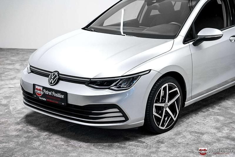 Gebraucht VW Golf VIII Life 116 PS (85 kW) 2023 Silber Kombi