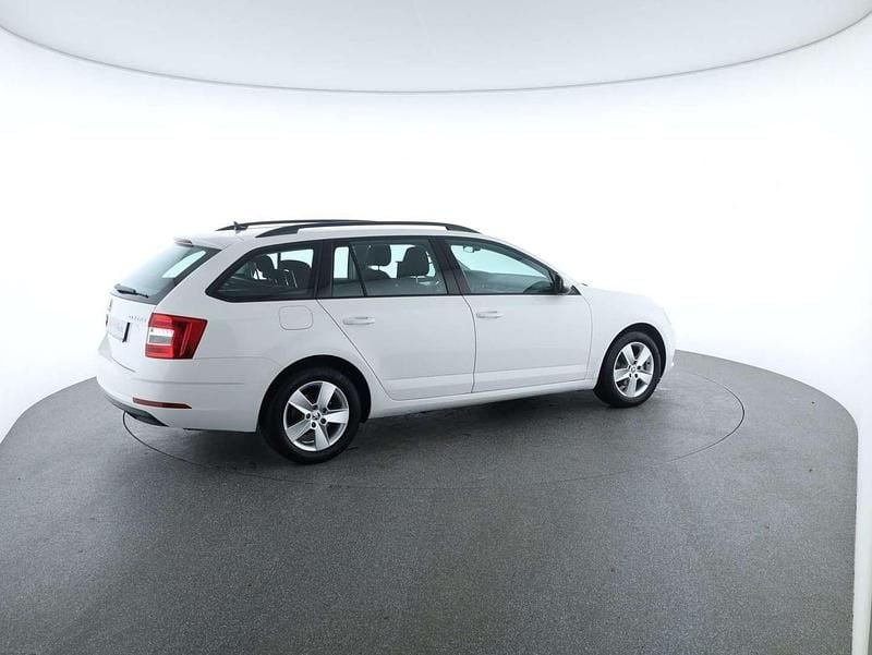 Gebraucht Skoda Octavia Ambition 116 PS (85 kW) 2019 Weiss  normal Kombi