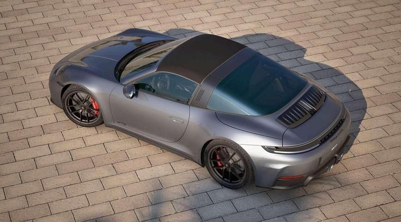 Neu Porsche 911 Carrera GTS 541 PS (397 kW) 2025 Silber Coupé