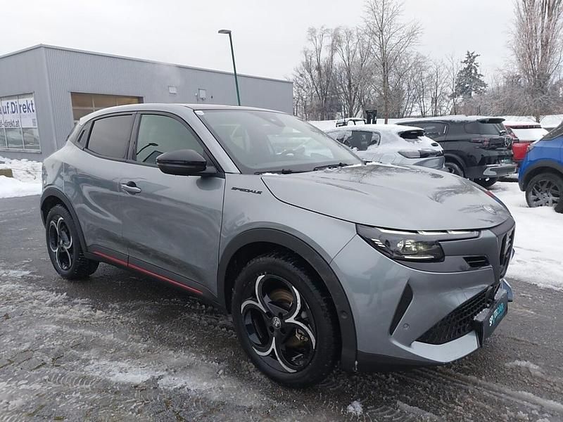 Gebraucht Alfa Romeo Junior Edizione Speciale 136 PS (100 kW) 2025 Grau SUV