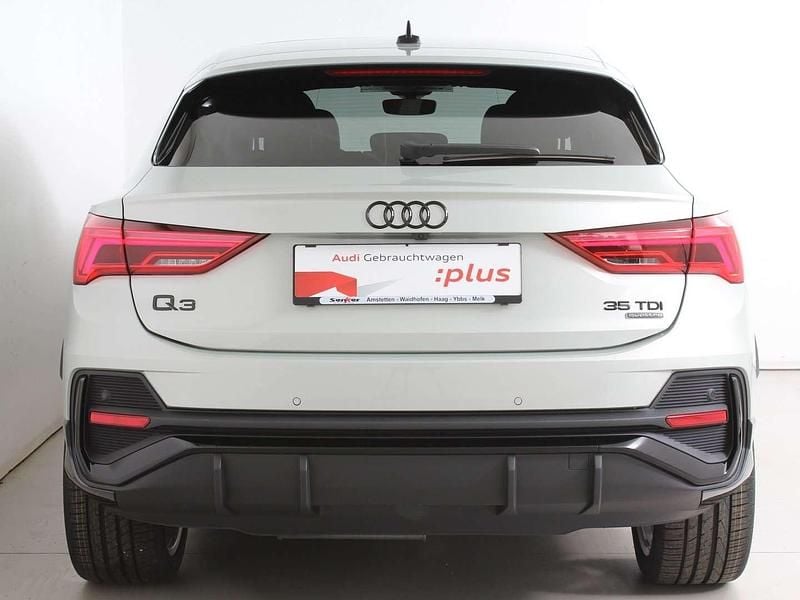 Gebraucht Audi Q3 S-Line 150 PS (110 kW) 2024 Silber SUV