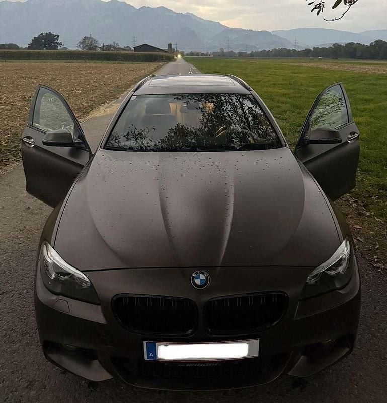 Gebraucht BMW 530 M Sport 258 PS (189 kW) 2015 Braun Kombi