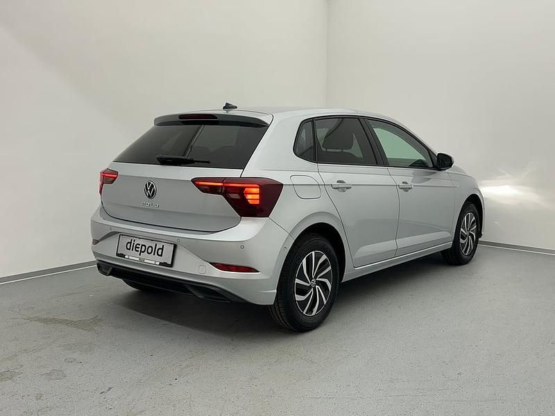 Gebraucht VW Polo 95 PS (69 kW) 2025 Silber  metallic Limousine