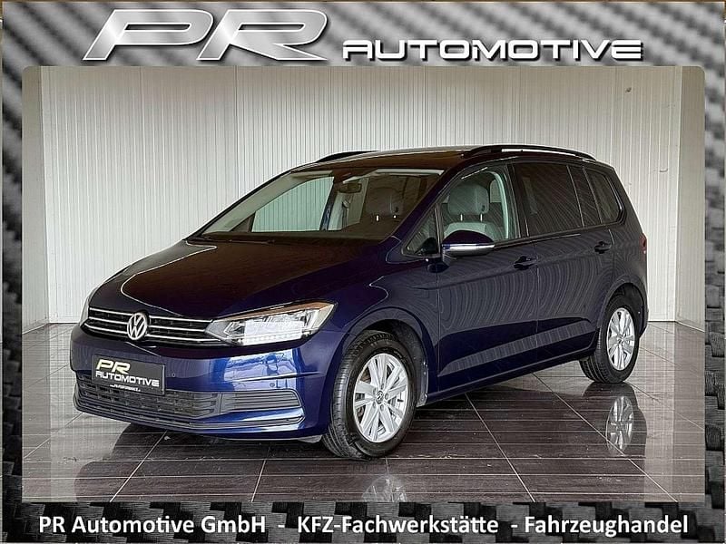 Blau Gebraucht 2020 VW Touran Comfortline Van / Kleinbus | € 22.990 (Fairer Preis) - Bild 1/4