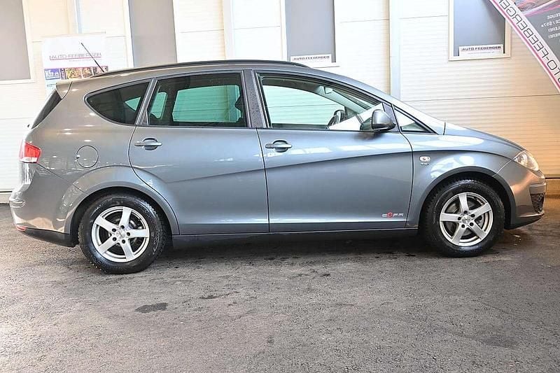 Gebraucht Seat Altea XL Copa 105 PS (77 kW) 2013 Grau Van / Kleinbus