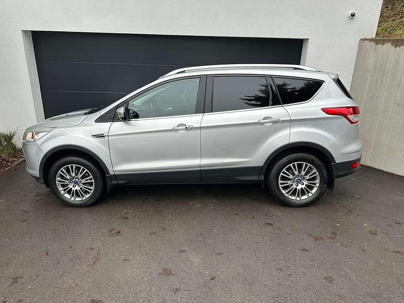 Gebraucht Ford Kuga Titanium 140 PS (102 kW) 2013 Silber SUV