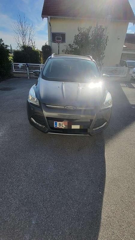 Gebraucht Ford Kuga Trend 120 PS (88 kW) 2015 SUV