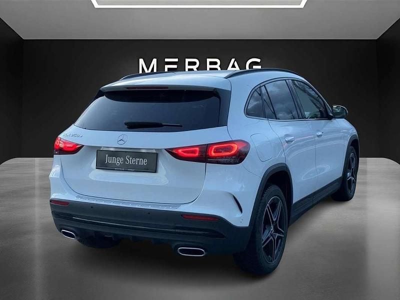Gebraucht Mercedes GLA250 AMG line 160 PS (117 kW) 2023 Weiß SUV