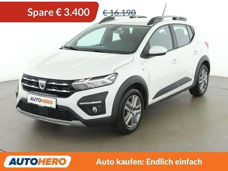 Gebraucht Dacia Sandero Comfort 91 PS (66 kW) 2021 Weiß Kleinwagen
