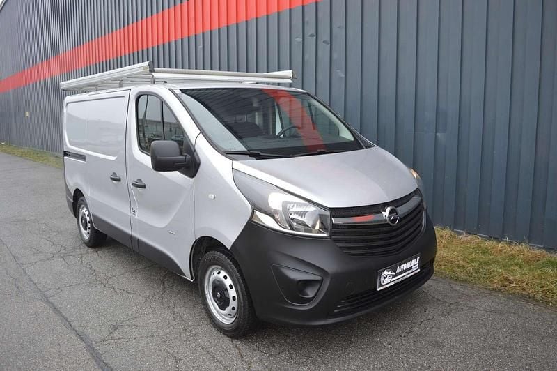 Gebraucht Opel Vivaro 120 PS (88 kW) 2017 Grau Van / Kleinbus