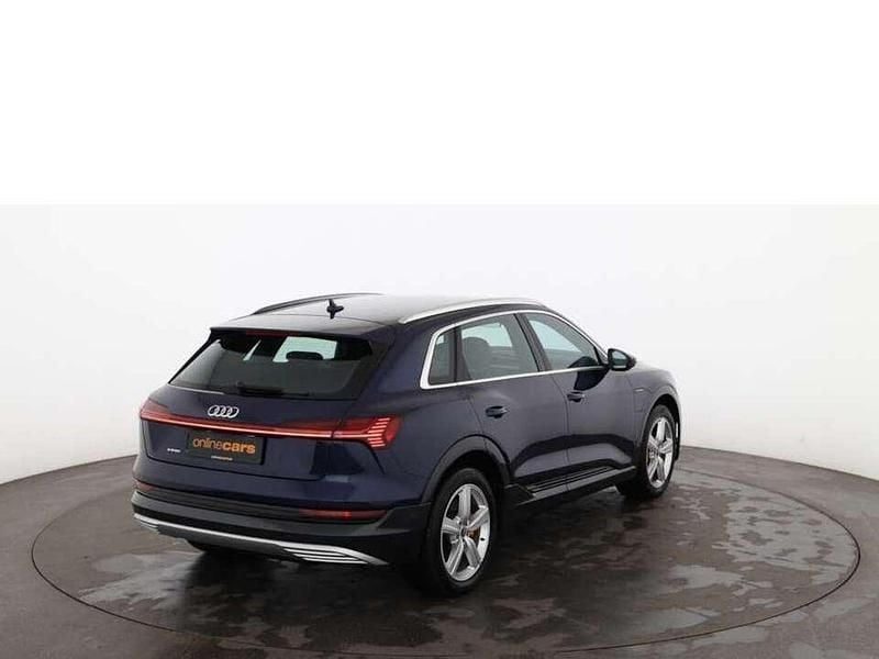 Gebraucht Audi e-tron Advanced Plus 300 kW (408 PS) 2022 Blau SUV