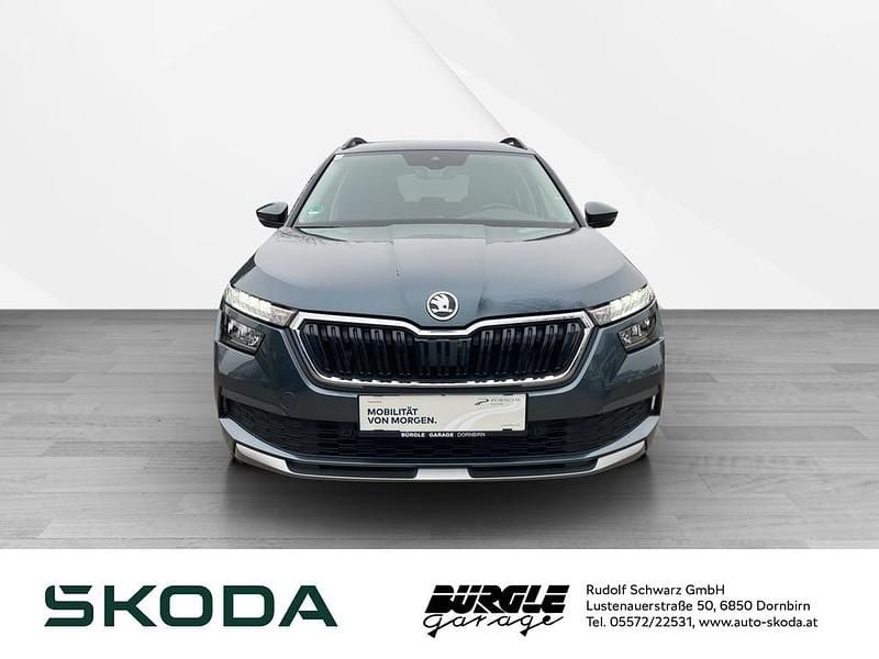 Dunkelgrau metallic Gebraucht 2021 Skoda Kamiq Ambition SUV | € 20.500 (Superpreis) - Bild 1/4