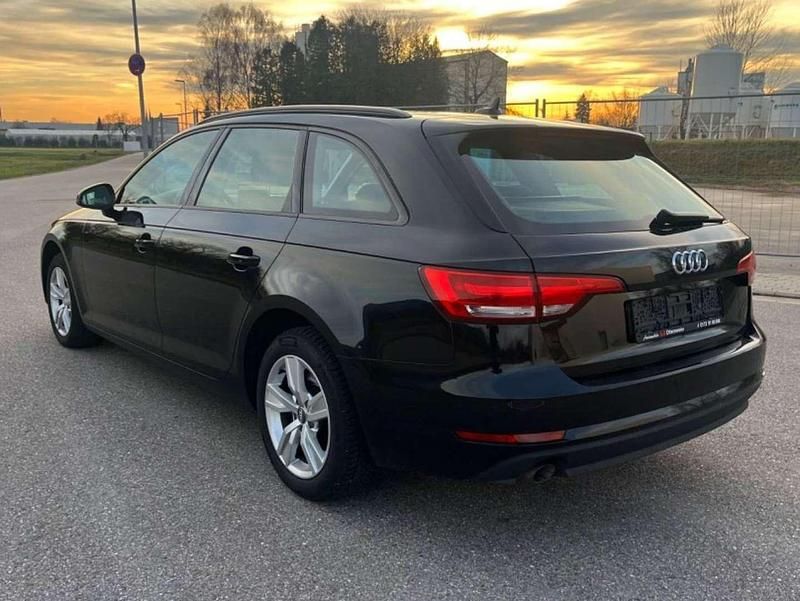 Gebraucht Audi A4 150 PS (110 kW) 2017 Schwarz Kombi