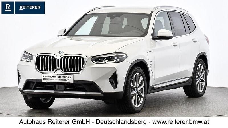 Mineralweiß Gebraucht 2024 BMW X3 Efficient Dynamics SUV | € 52.990 (Fairer Preis) - Bild 1/1