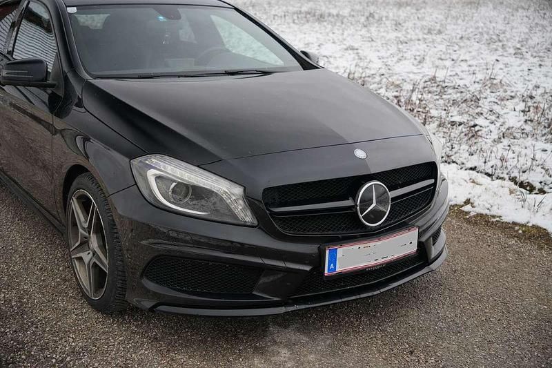 Gebraucht Mercedes A200 AMG line 136 PS (100 kW) 2013 Schwarz Limousine