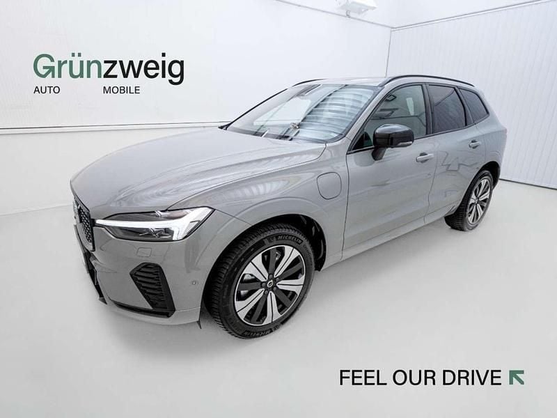 Grau Gebraucht 2023 Volvo XC60 Plus SUV | € 45.890 (Fairer Preis) - Bild 1/4
