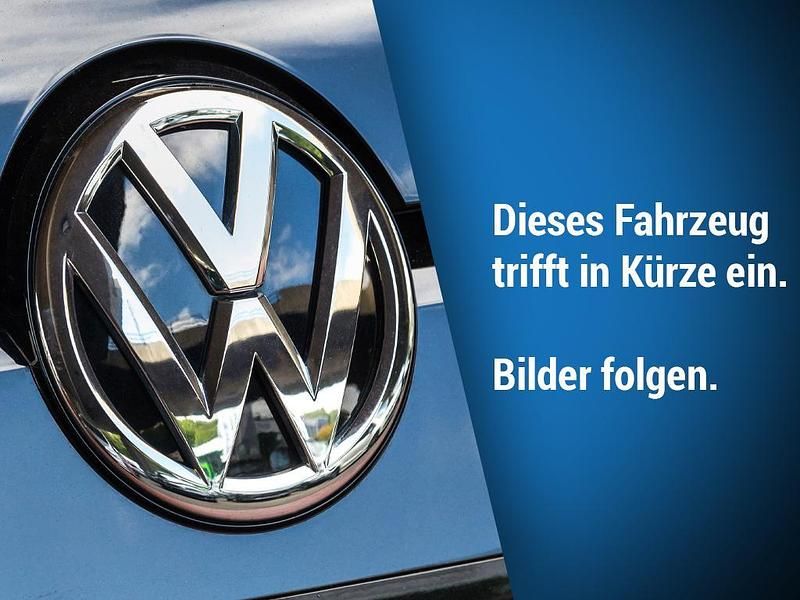 Neu VW Golf VIII R 333 PS (244 kW) 2026 Limousine