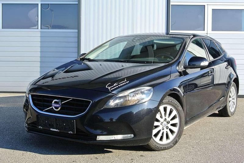 Gebraucht Volvo V40 Kinetic 114 PS (83 kW) 2014 Schwarz Kombi