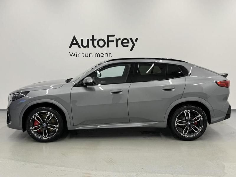 Gebraucht BMW X2 Shadowline 150 PS (110 kW) 2026 Skyscraper grau SUV