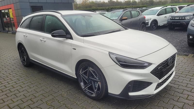 Neu Hyundai i30 N Line 140 PS (102 kW) 2025 Weiß Kombi