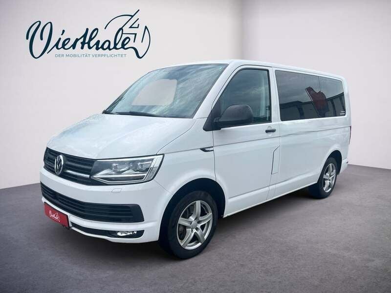 Gebraucht VW Multivan Trendline 150 PS (110 kW) 2016 Weiss  normal Van