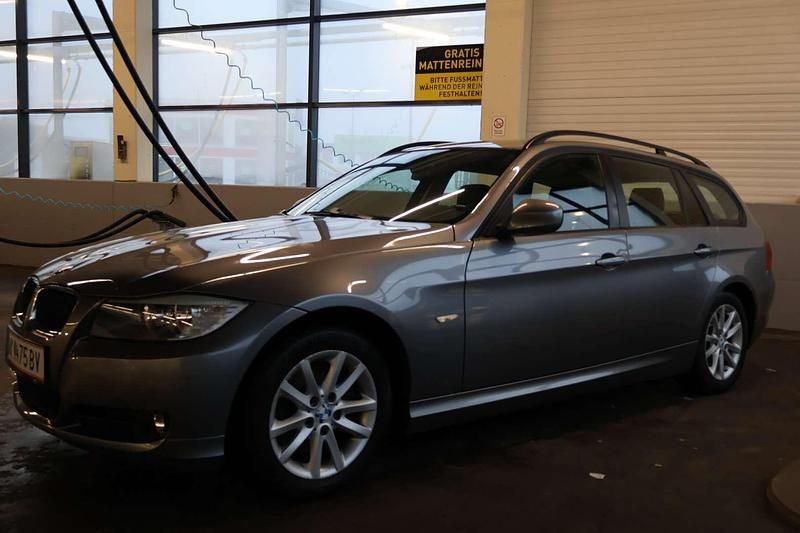 Gebraucht BMW 318 136 PS (100 kW) 2009 Kombi
