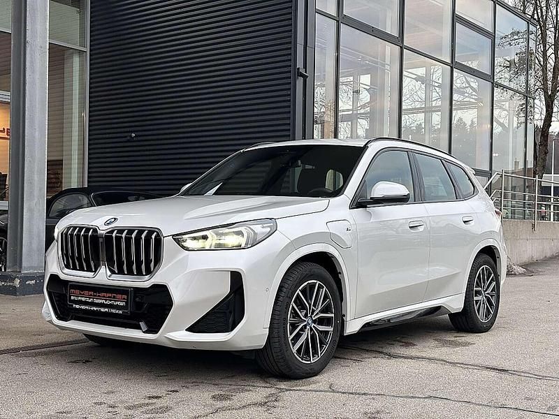 Gebraucht BMW X1 M Sport 136 PS (100 kW) 2025 Weiß SUV