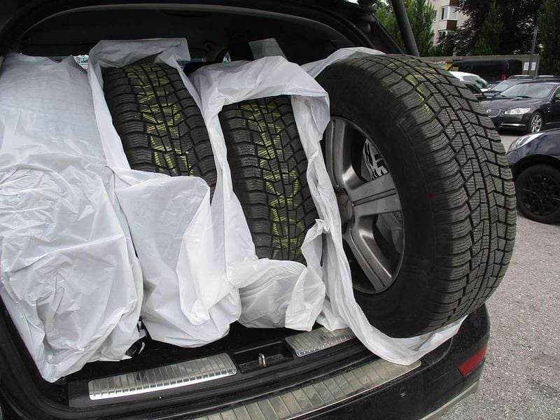 Gebraucht Mercedes ML350 Sport 231 PS (169 kW) 2010 Schwarz SUV