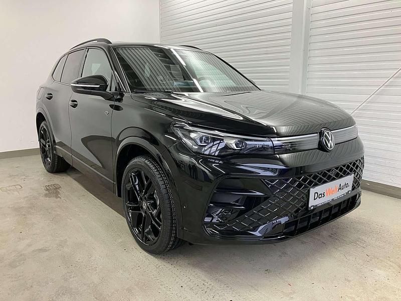 Neu VW Tiguan Sport 204 PS (150 kW) 2025 Schwarz SUV