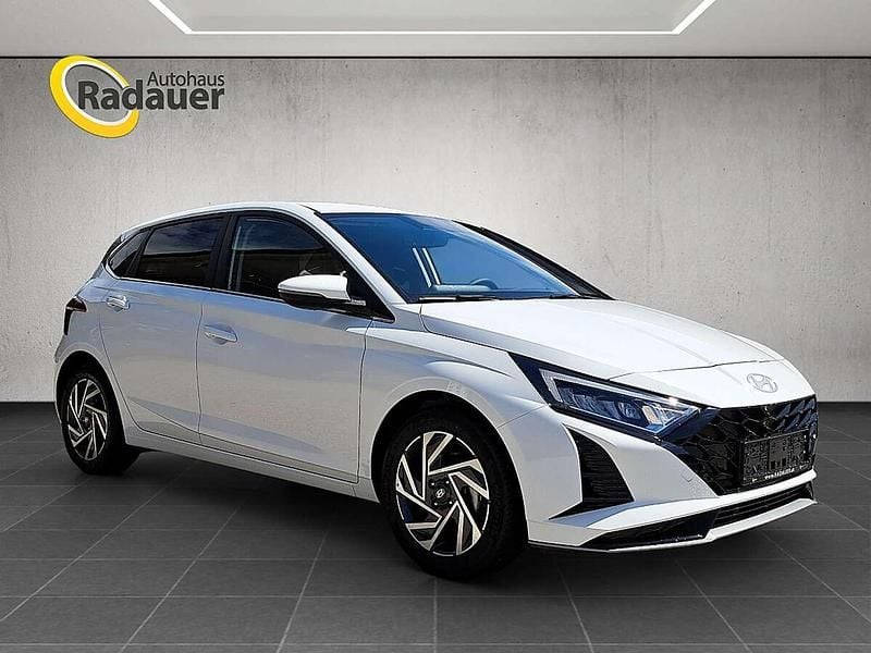 Neu Hyundai i20 79 PS (58 kW) 2025 Weiß Limousine