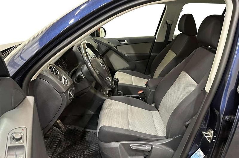 Gebraucht VW Tiguan Sportline 122 PS (89 kW) 2012 SUV